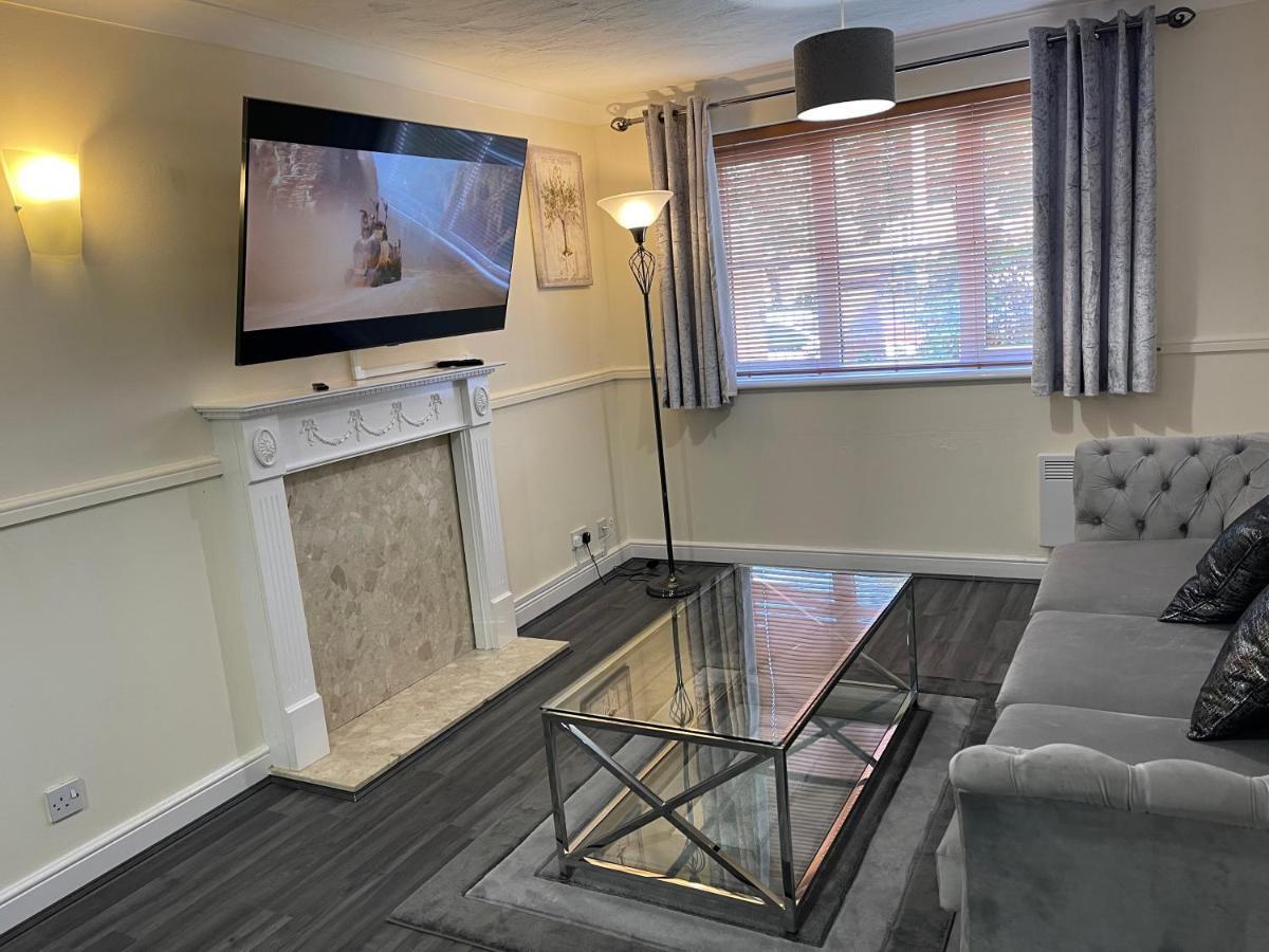 The Regency Entire 1 Bedroom Flat Accomodation Лестер Екстер'єр фото